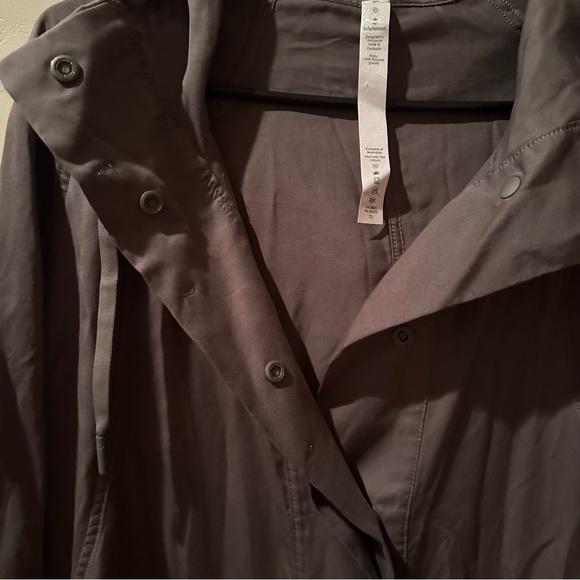 Lululemon City Stroll Jacket Grey Sage - Picture 10 of 12